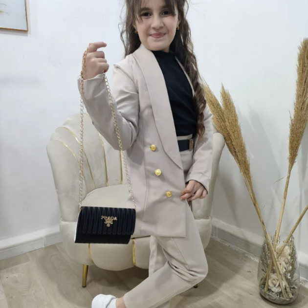 Ensemble Classique Chic – 5 Pièces (Fille)