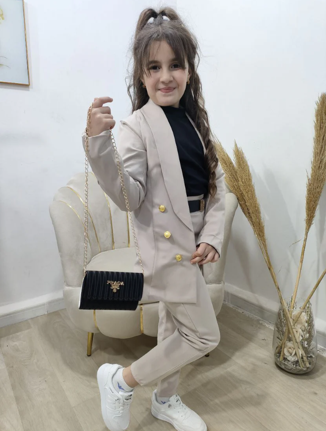 Ensemble Classique Chic – 5 Pièces (Fille)